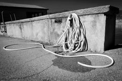 water-hose-20837408.jpg