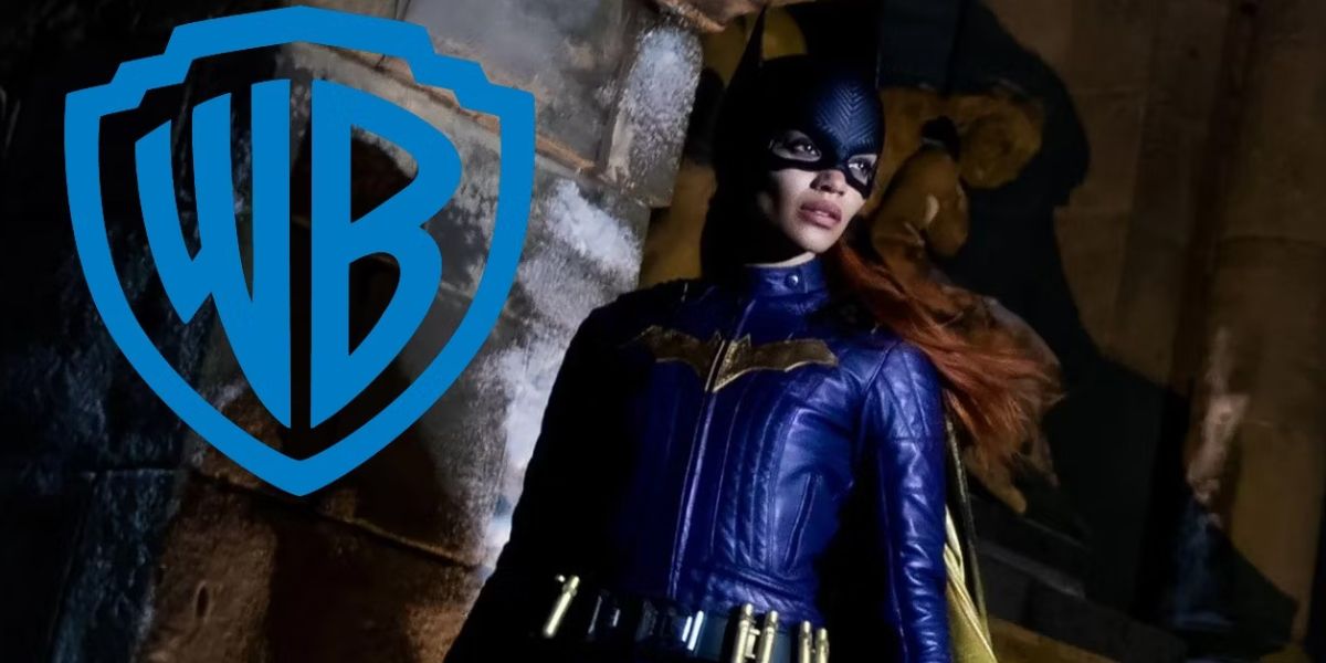 Batgirl-with-Warner-Bros-Logo-1.jpg