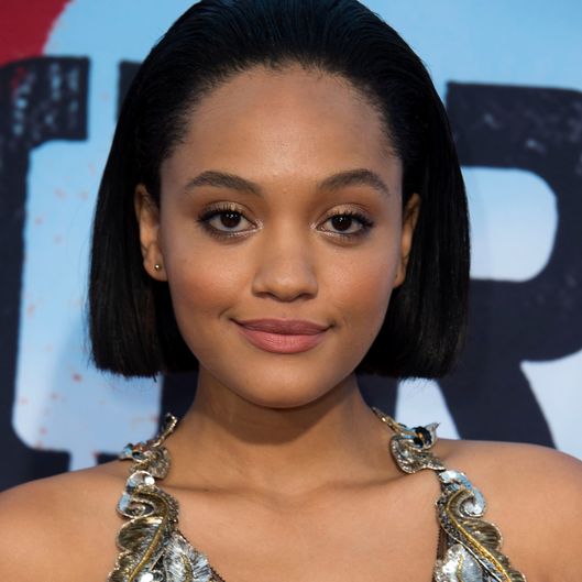 25-kiersey-clemons.w529.h529.jpg