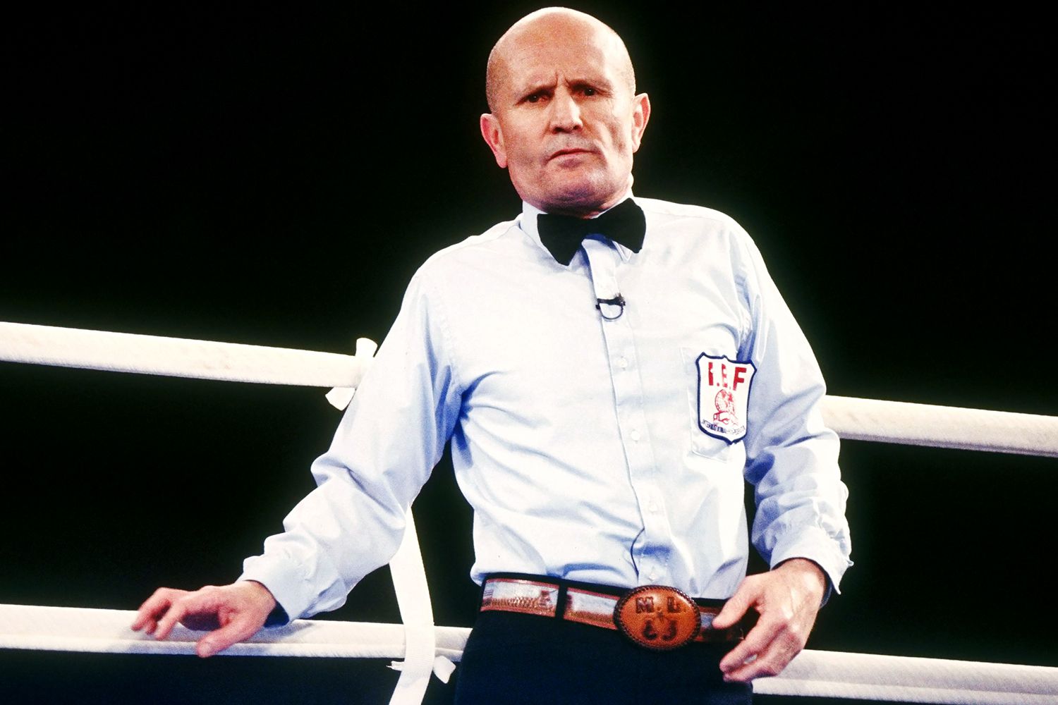 legendary-Boxing-referee-Mills-Lane-01-120622-81c12505cc6a42d194203d1f4421ec79.jpg