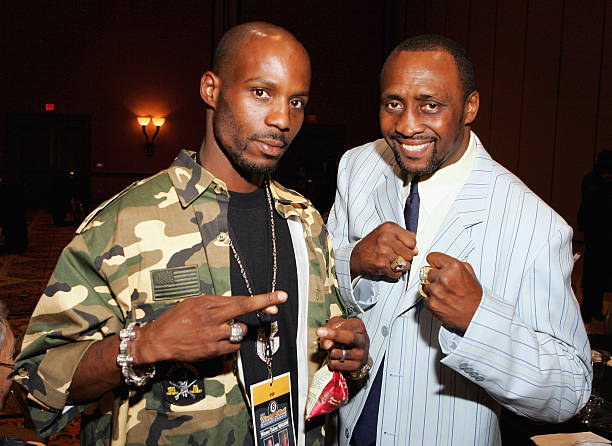 rapper-dmx-and-boxing-legend-tommy-hearns-pose-at-the-international-pool-tour-world-8-ball.jpg