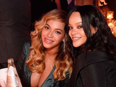 beyonce-rihanna-diamond-ball-gettyimages-847193762-400x300.jpg