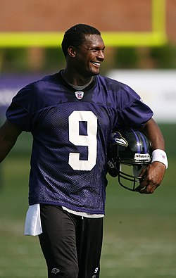 250px-Steve_McNair_2007-08-10.jpg