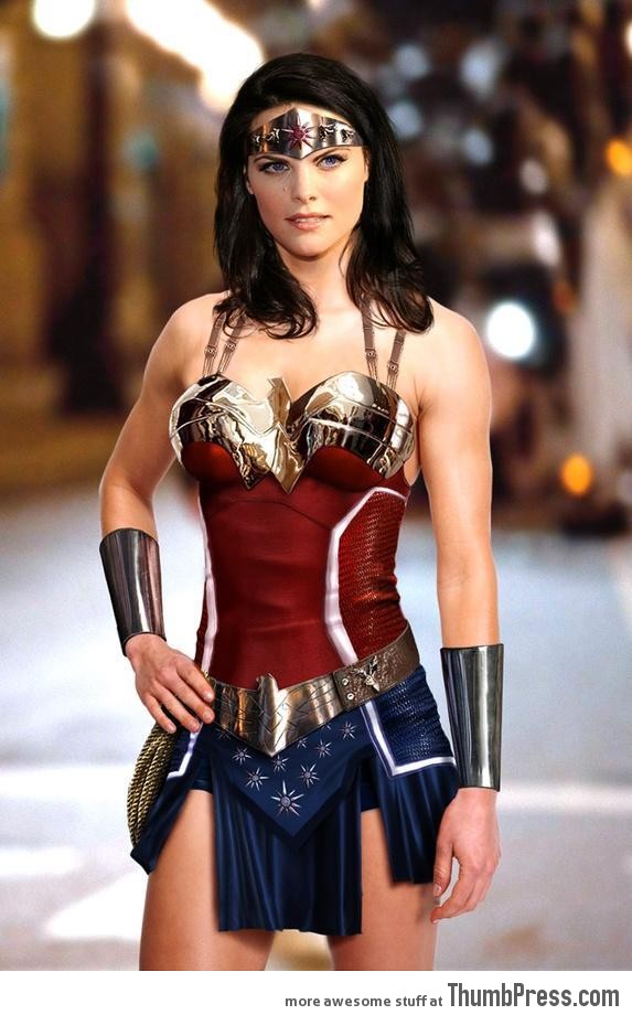 Thats-how-you-cosplay-as-Wonder-Woman.jpg