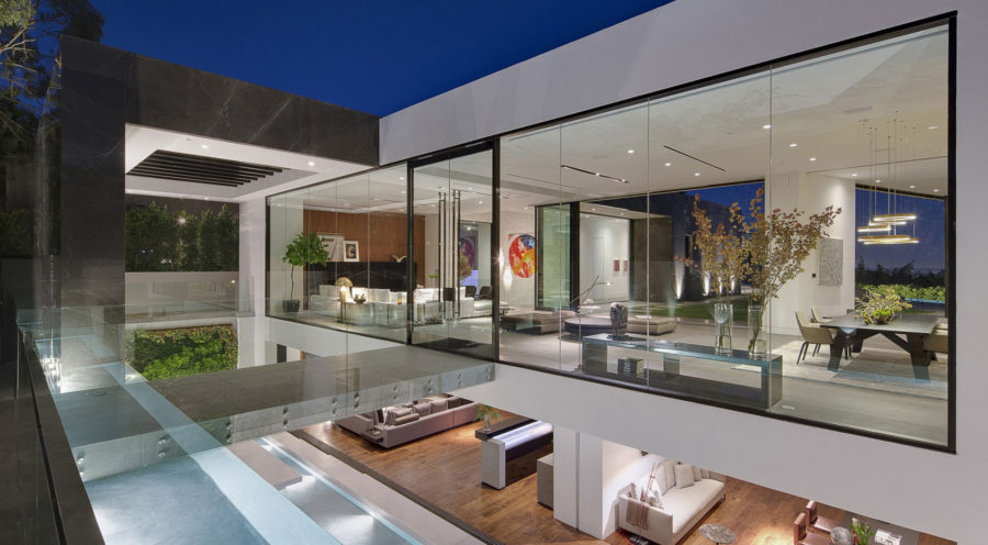 Elevated-glass-house-900x496.jpg