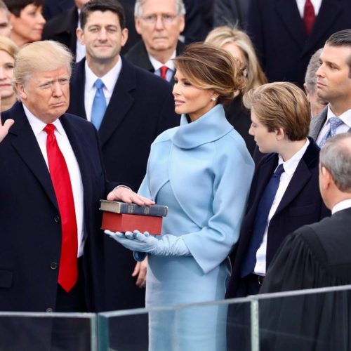 Donald_Trump_swearing_in_ceremony-500x500.jpg