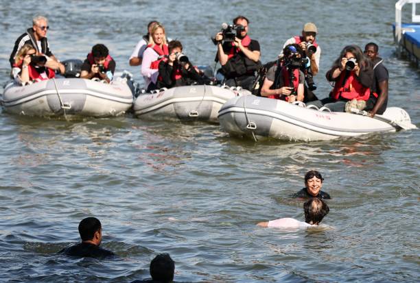 mayor-of-paris-anne-hidalgo-swims-in-the-seine-river-less-than-10-days-before-the-opening-of.jpg