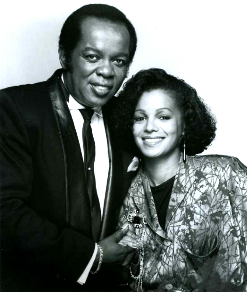 Rebbie-with-Lou-rawls-maureen-reillette-rebbie-jackson-32224467-816-963.jpg