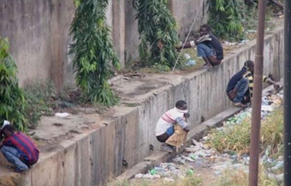 open-defecation-in-Nigeria-600x383.jpg