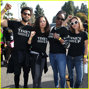 natalie-portman-smolletts-kingdom-day-parade.jpg