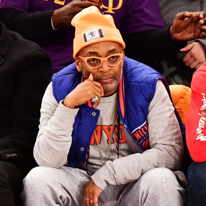 0818ba865a58cd279bb4cc69e4e093e73a-03-spike-lee-knicks-feud.rsquare.w700.jpg