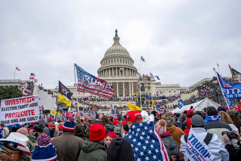 capitol-jan-6-trump-ap-moe-012-230803_1691080705053_hpEmbed_3x2_992.jpg