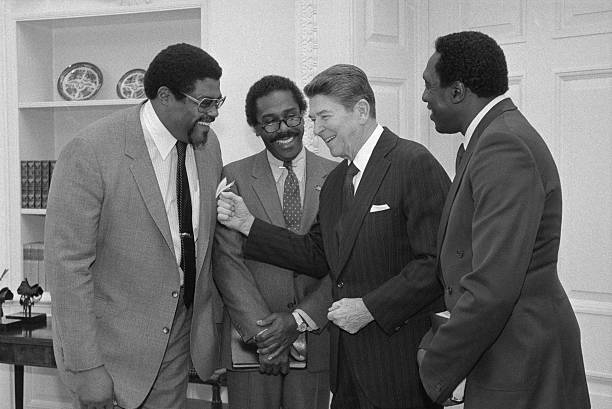 president-reagan-meets-in-the-oval-office-with-rosey-grier-formerly-with-the-giants-and-rams.jpg