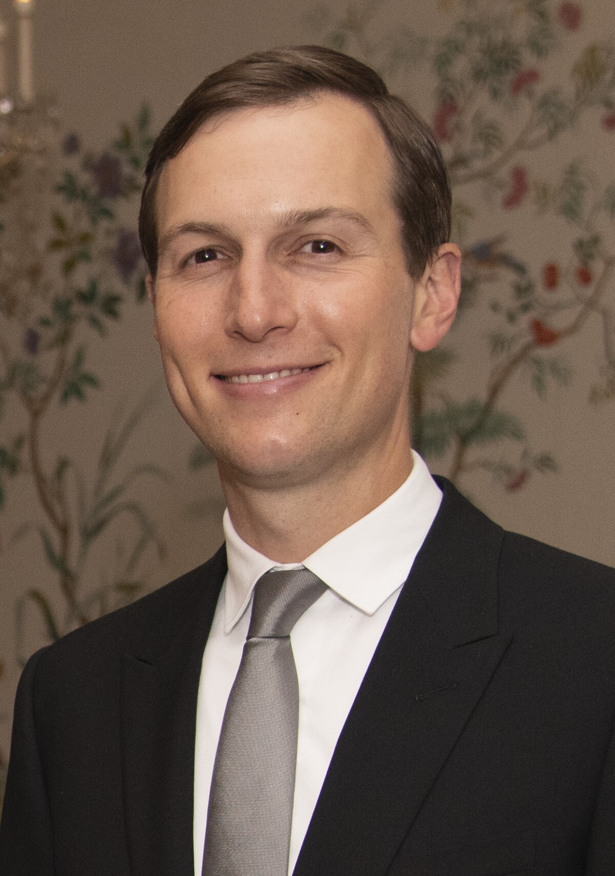 1200px-Jared_Kushner_June_2019.jpg