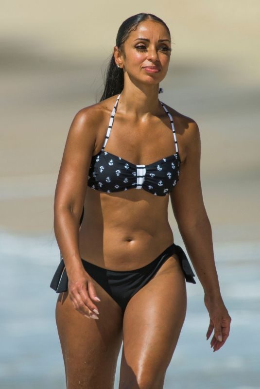 mya-harrison-in-bikini-at-a-beach-in-barbados-02-23-2019-15_thumbnail-535x800.jpg