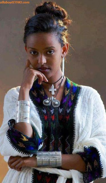 ethiopian-traditional-clothes-habesha-kemise-34.jpg