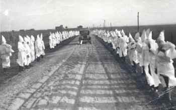 Ku-Klux-Klan-grew-in-Okla-after-Tulsa-Race-Riot-Black-Wall-Street-Drumright-Okla-1922-by-Tulsa-Historical-Society.jpg