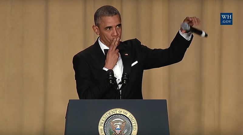 800px-Barack_Obama_Mic_Drop_2016.jpg