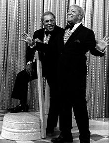 220px-Redd_Foxx_Don_Bexley_Sanford_and_Son_1976.JPG