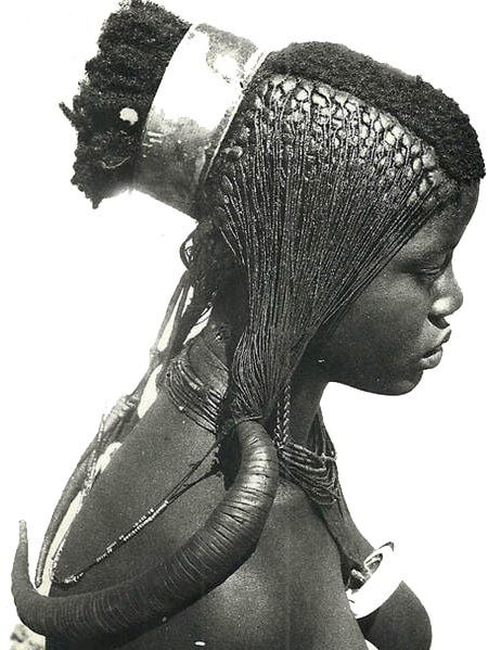 hairstyles-from-different-african-tribes-v0-zubs8h8fd5bd1.jpg