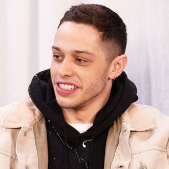 30-pete-davidson.w330.h330.jpg