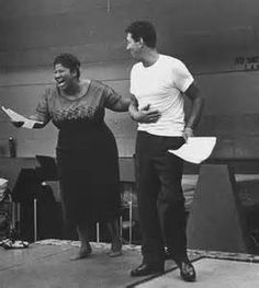 9e7565e4deaf38189b88a1a13b1044f3--mahalia-jackson-dean-martin.jpg