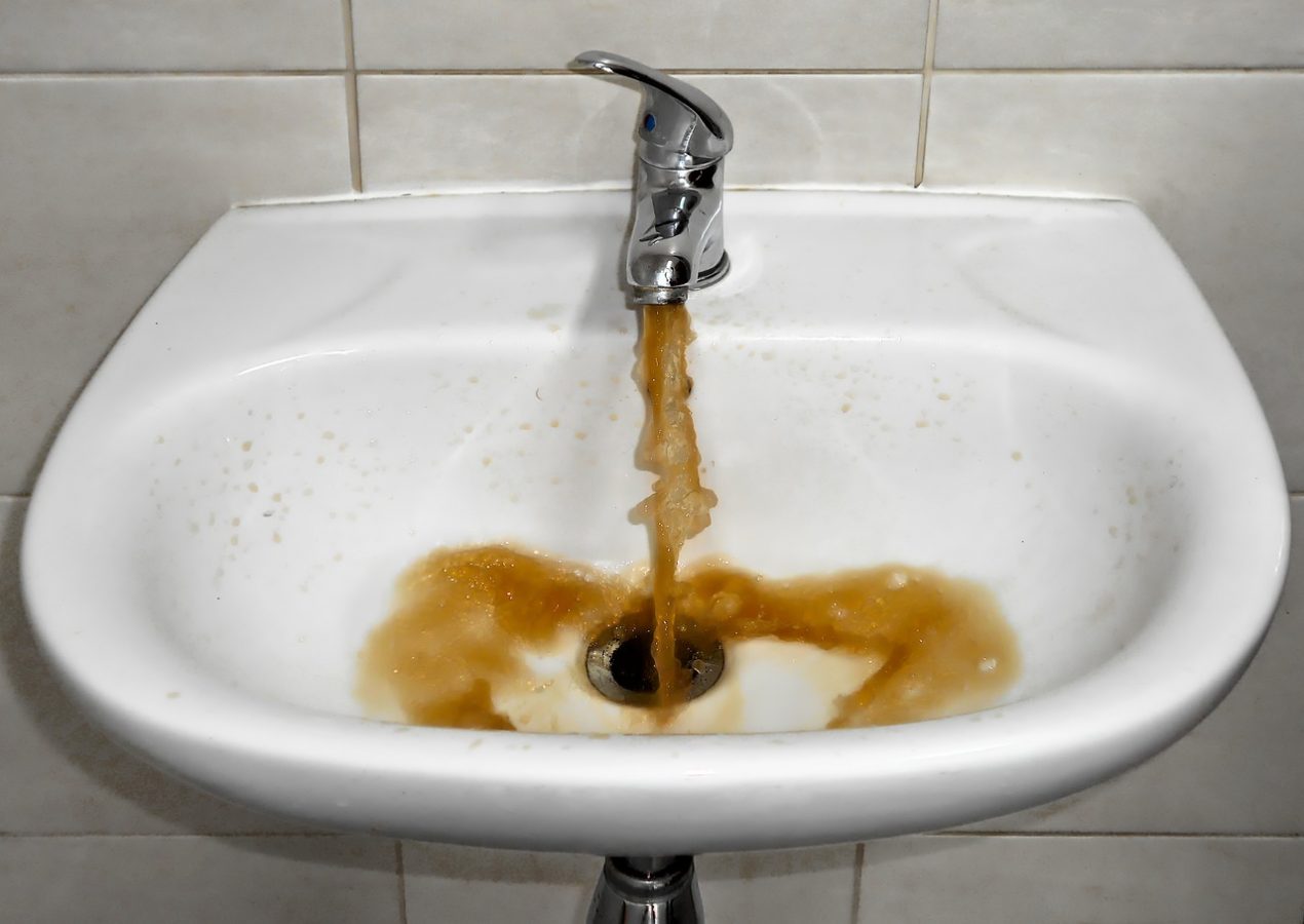 discolored-tap-water.jpg