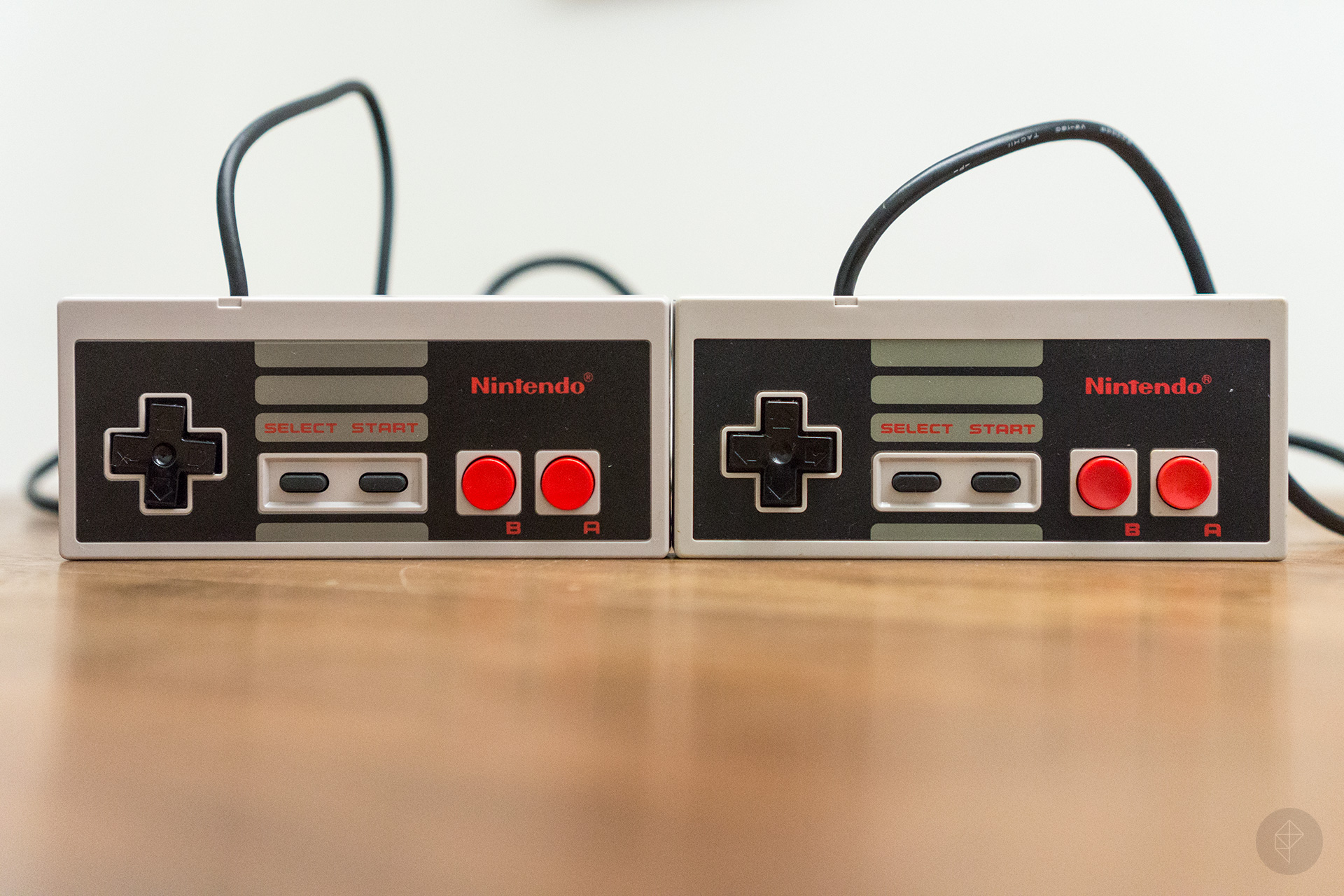 nes-classic-controller-comparison-shots-02_1920.0.jpg