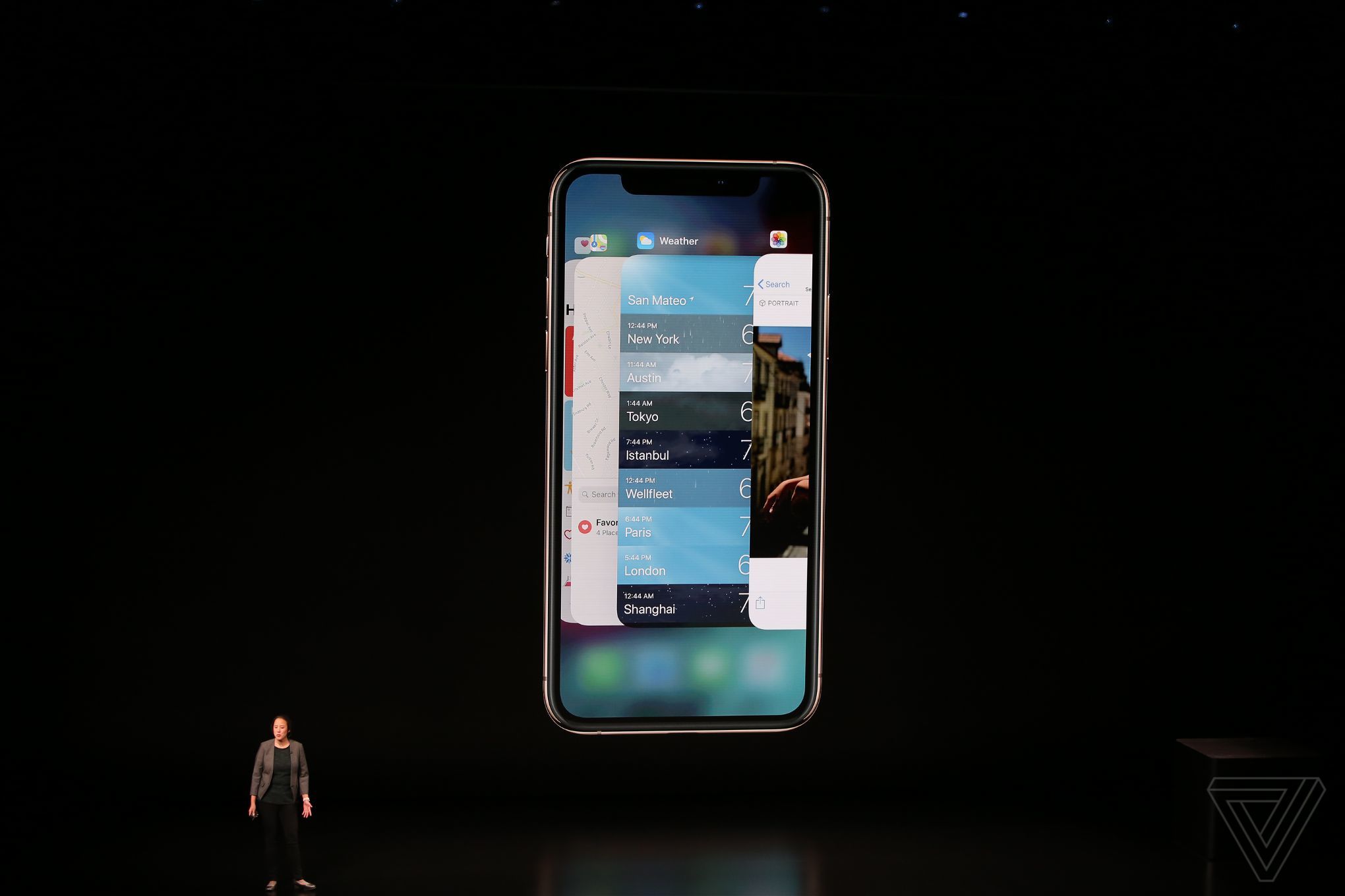 apple-iphone-2018-event-theverge-dbohn_952.JPG