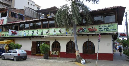 el-torito-sports-bar.jpg