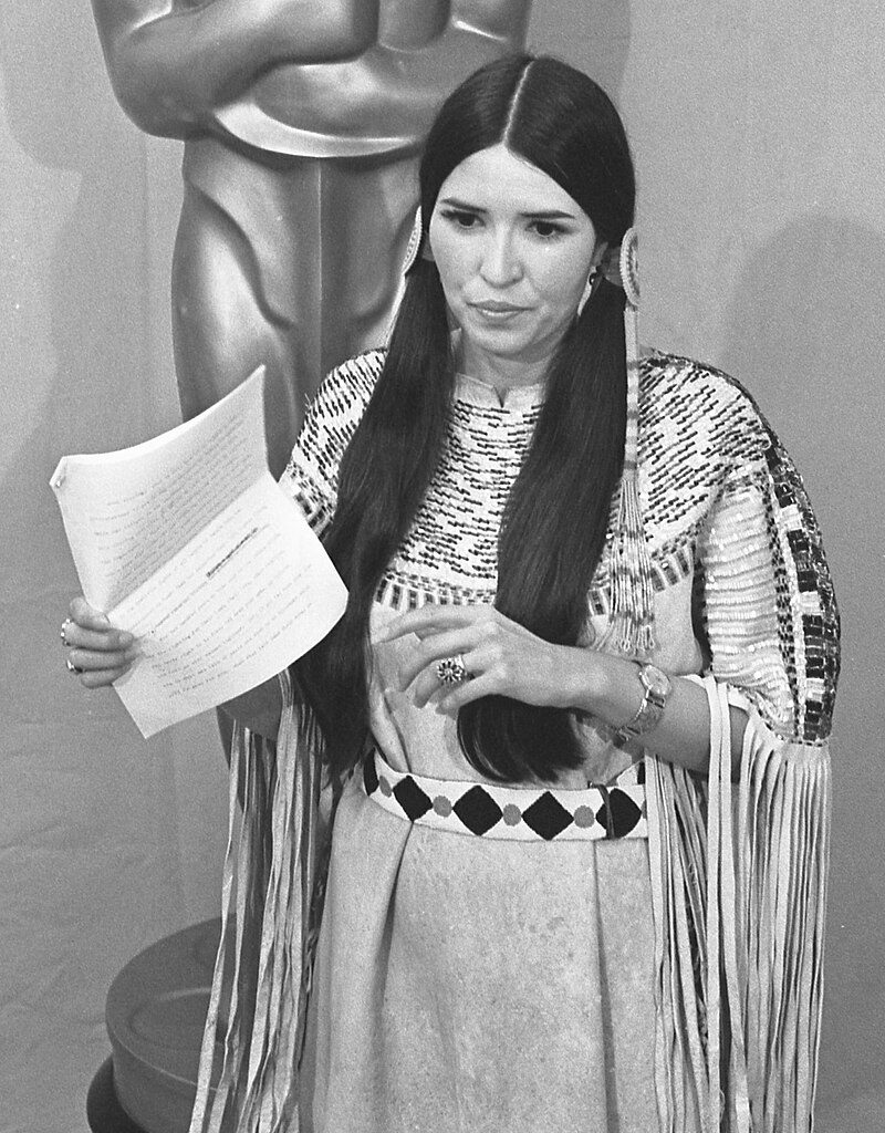 800px-Sacheen_Littlefeather_Oscar_45_%28cropped%29.jpg