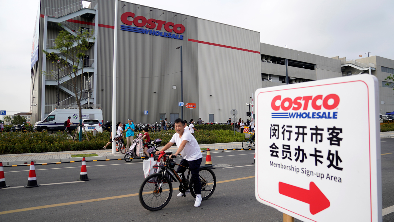 costco-china-REUTERS.jpg