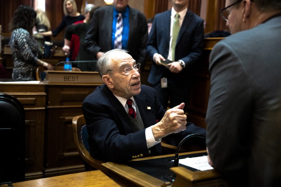 ops-ChuckGrassley-900x600.jpg