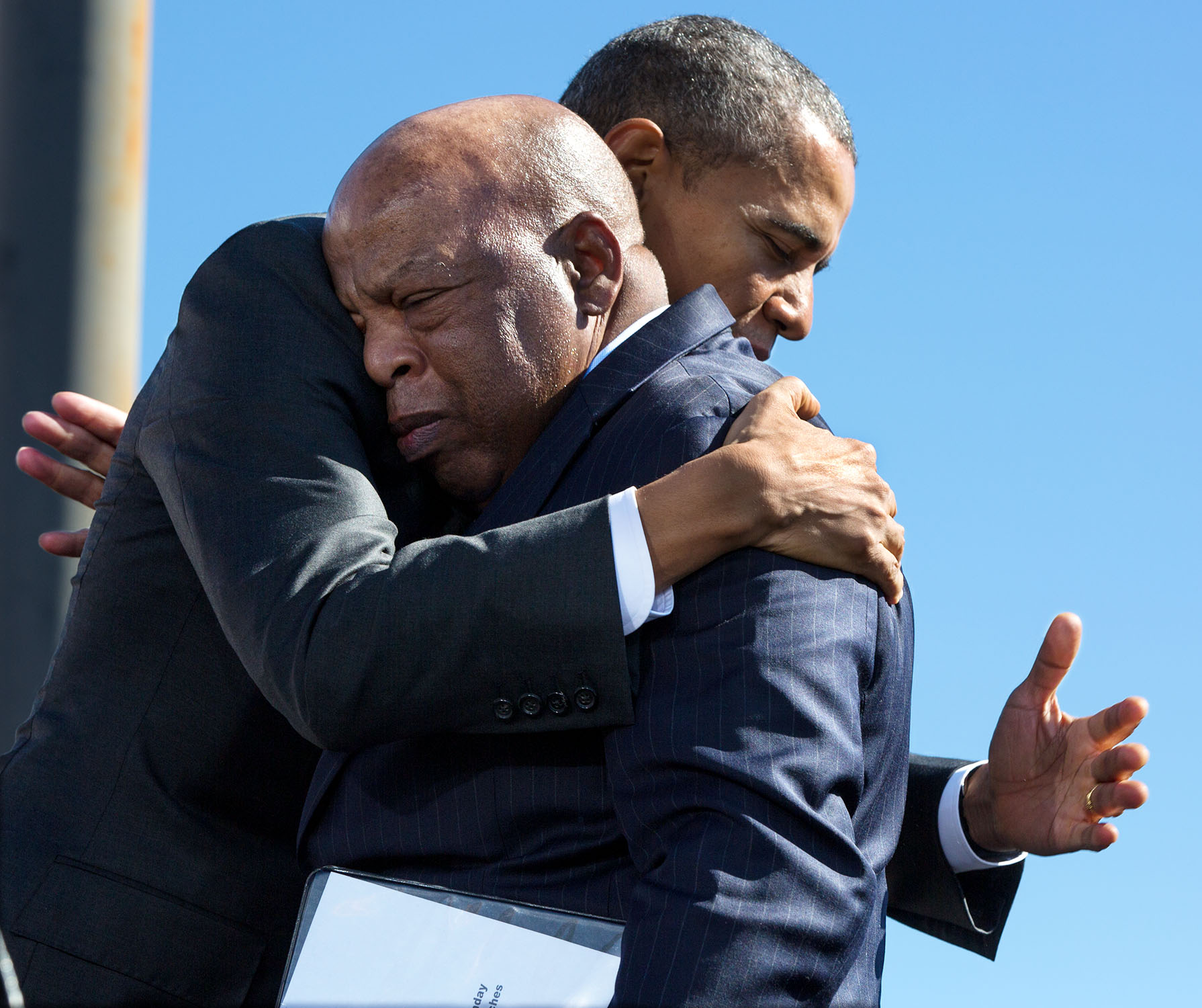 Barack_Obama_hugs_John_Lewis%2C_2015.jpg