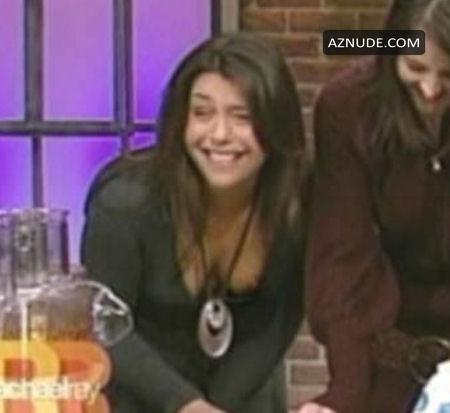 Rachael_ray_nipslip_582.jpg