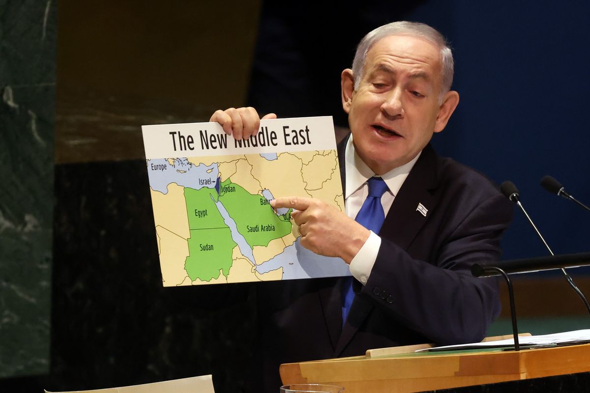 benjamin-netanyahu-holds-a-map-of-the-middle-east-without-palestine.jpg