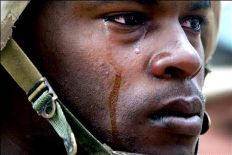 6427_IraqSoldierCrying.jpg