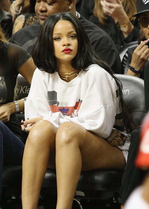 chris-brown-rihanna-basketball-photos-0116-480w.jpg