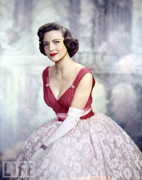 betty-white-in-her-30s.jpg