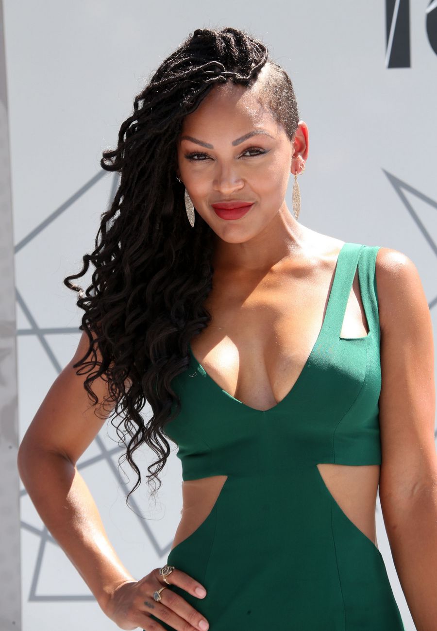 MeaganGood2016BETAwards6.jpg