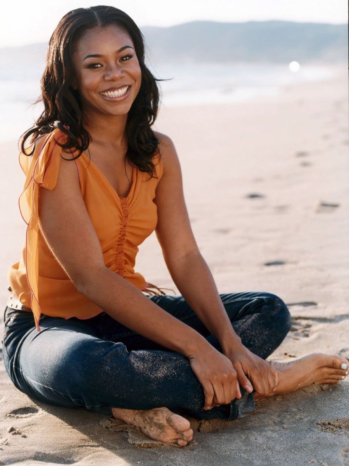 regina-hall-feet-230491.jpg