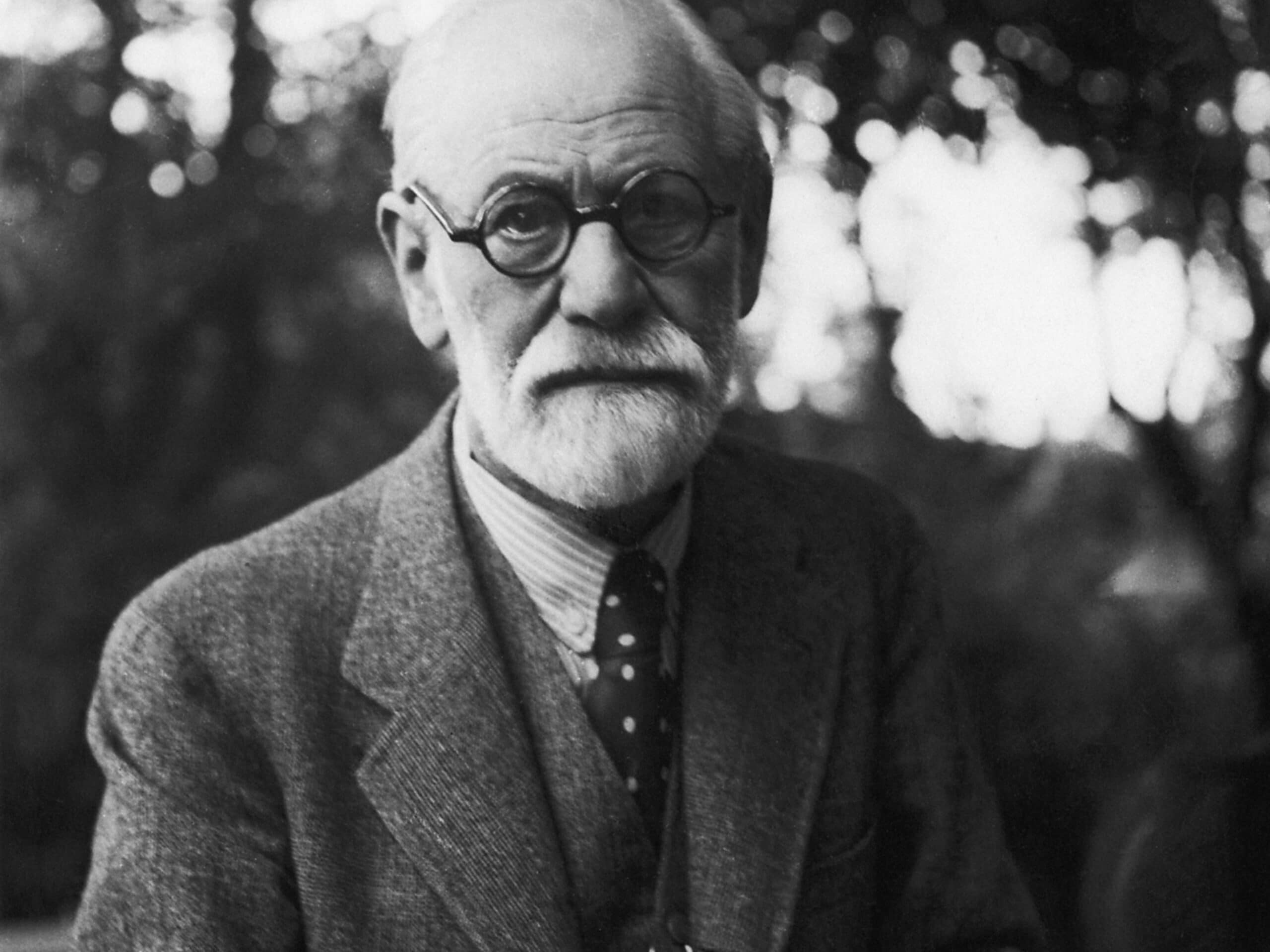 Sigmund-Freud-scaled.jpg