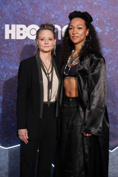 mexico-city-mexico-jodie-foster-and-kali-reis-pose-during-the-blue-carpet-for-the-series-true.jpg