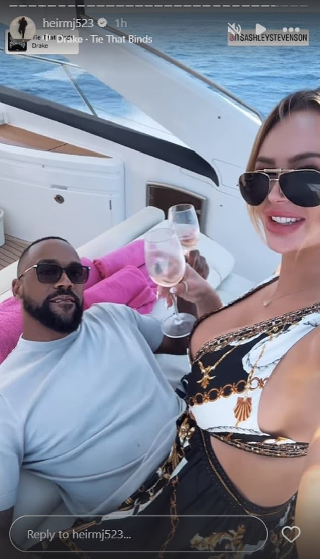 88128951-13706471-Marcus_Jordan_soaked_in_the_sun_on_a_yacht_with_his_new_girlfrie-a-32_1722735198235.jpg