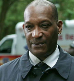 final-destination-5-tony-todd-250.jpg