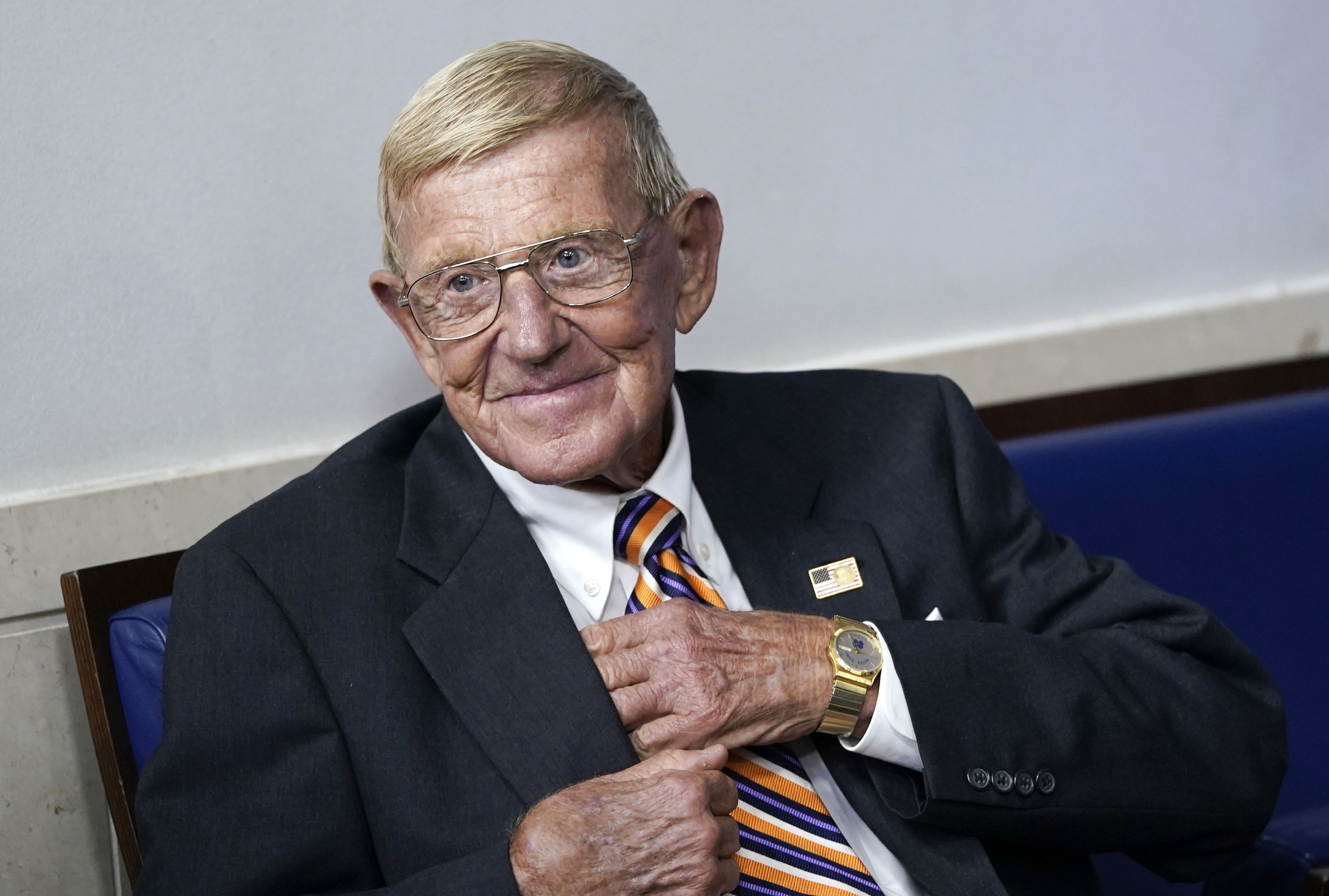 Lou-Holtz.jpg