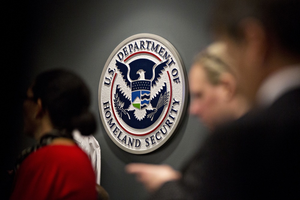 241105-dhs-seal-wc-1420-227213.jpg